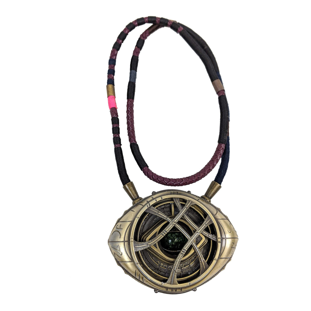 Amazon.com: Marvel Studios Doctor Strange in The Multiverse of Madness  Brass Eye of Agamotto Prop Replica Necklace